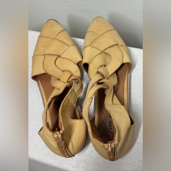 Free People Wanderlust Leather Braided Almond Toe Ankle Strap Back Zip Flats 38 - Picture 4 of 15